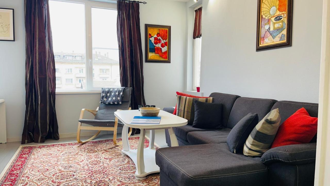 Cozy Spot By The Lions' Bridge Appartement Sofia Buitenkant foto